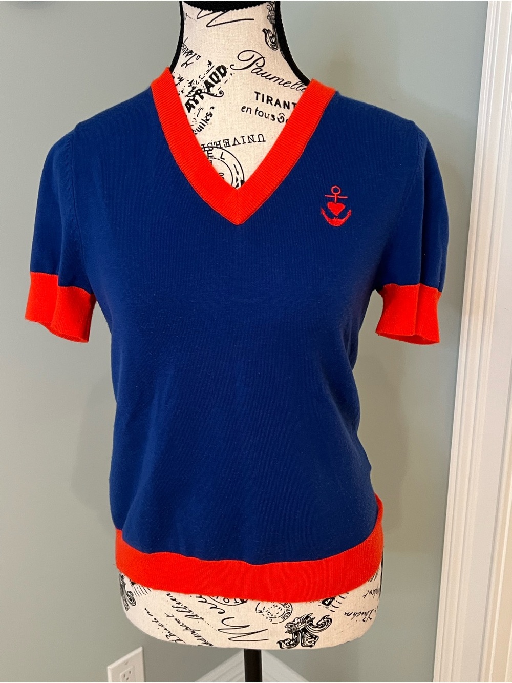 ModCloth red embroidered anchor & heart emblem Vintage Navy & Red Sweater | SZ S